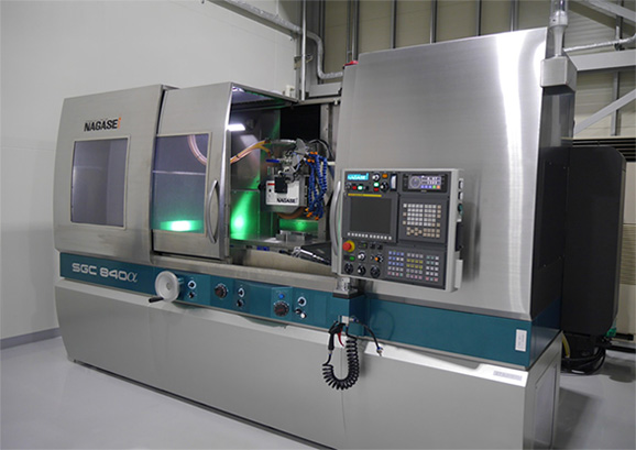 SUPER PRECISION HIGH RECIPROCATING FORMING GRINDER  SGC840α (NAGASE INTEGREX)